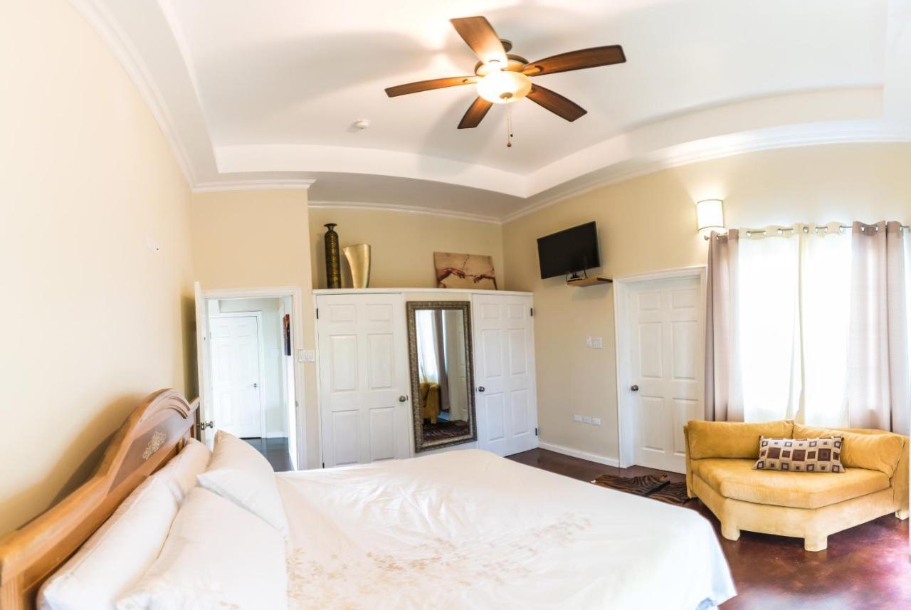 Blue Paloma Bed & Breakfast Lucea Exterior foto