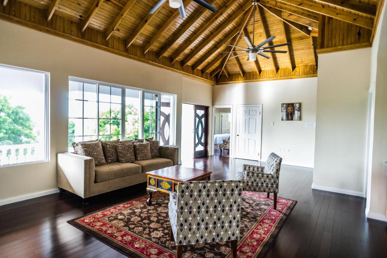 Blue Paloma Bed & Breakfast Lucea Exterior foto